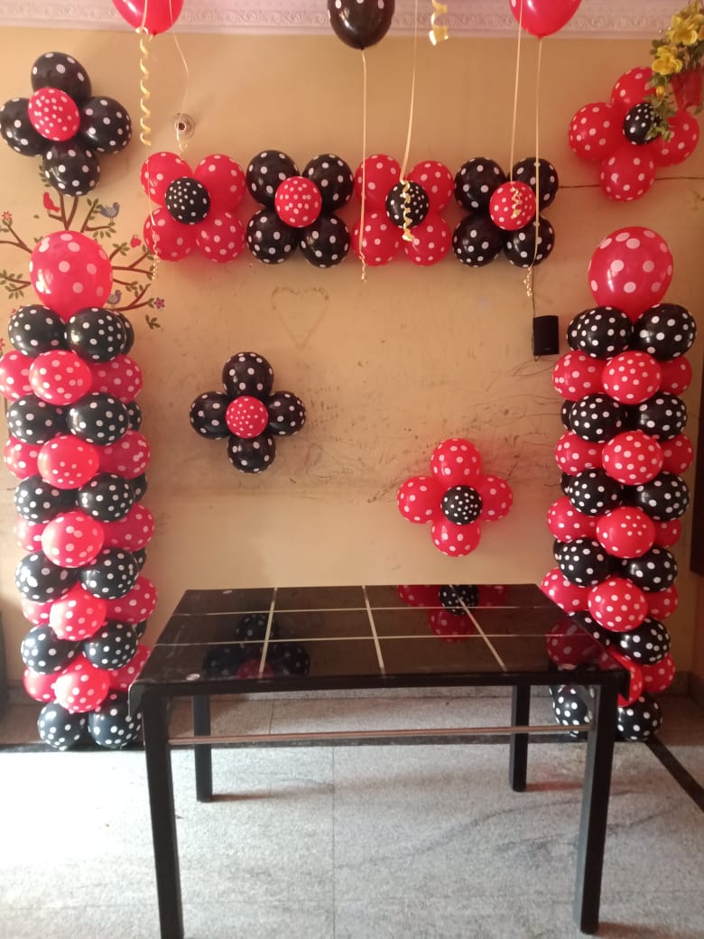 Red-Black Balloons Decoration – Anil Events Bangalore