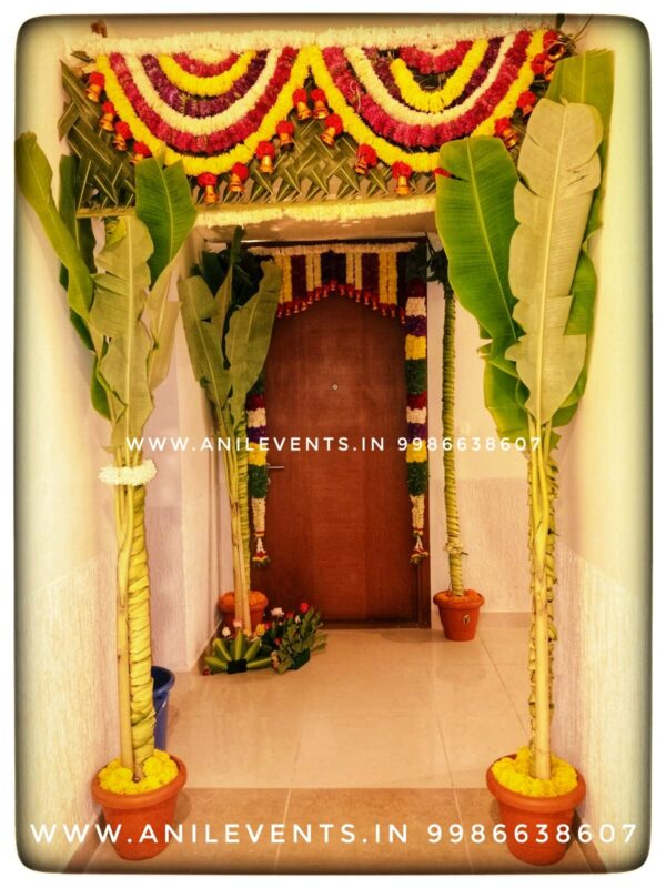 A feast arranged with religious fervor, usually the day before a marriage/ Housewarming/Munj or other occasions, chapra pooja - Cappara/chapra/handra Chappara or Buntings is the 1st step to start Auspicious Functions like Wedding, House Warming, and Upanayana Ceremonies in our Hindu Culture. Elements to be part of every Chappara