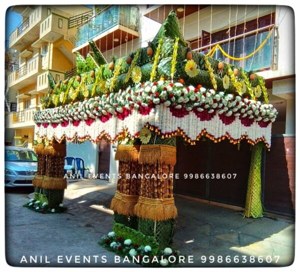 Sugarcane chapra decoration is a beautiful and eco-friendly way to enhance the look of your housewarming ceremony.